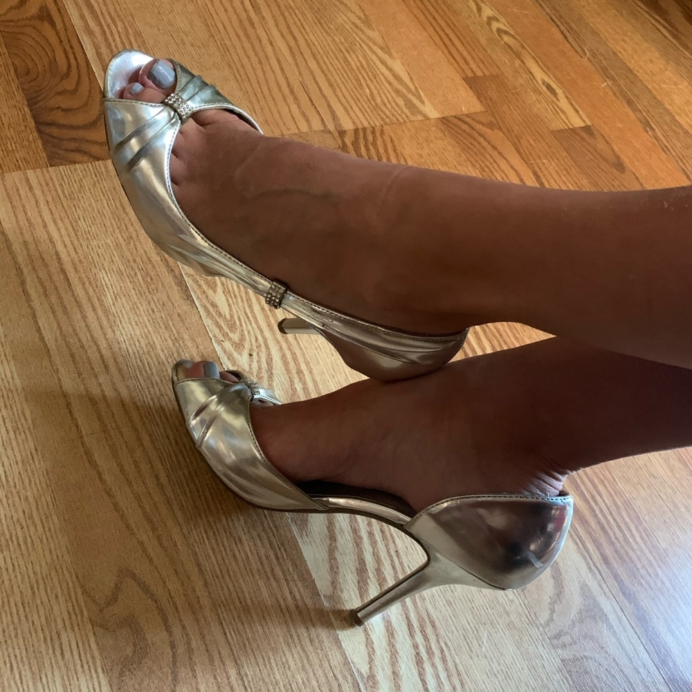 Special Occasion Silver Shiekh Peek-a-Boo Heels